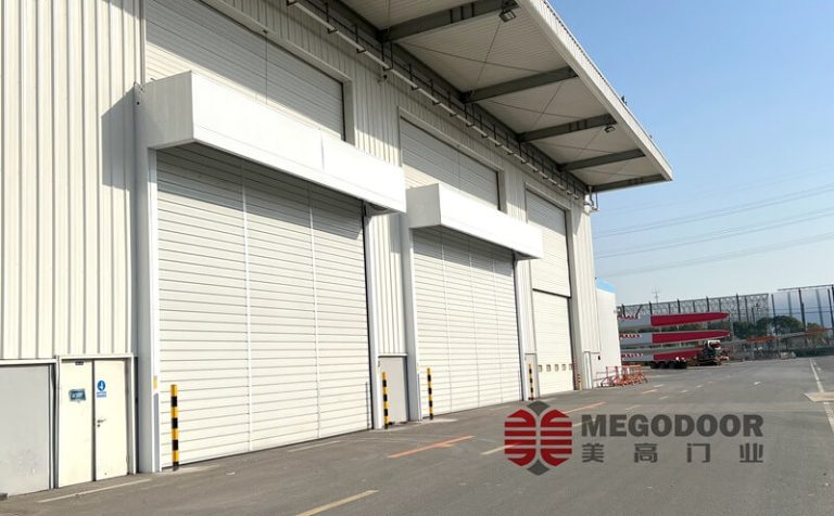 南通化妝品工廠青睞硬質(zhì)快速升降門縮略圖 南通化妝品工廠青睞硬質(zhì)快速升降門縮略圖